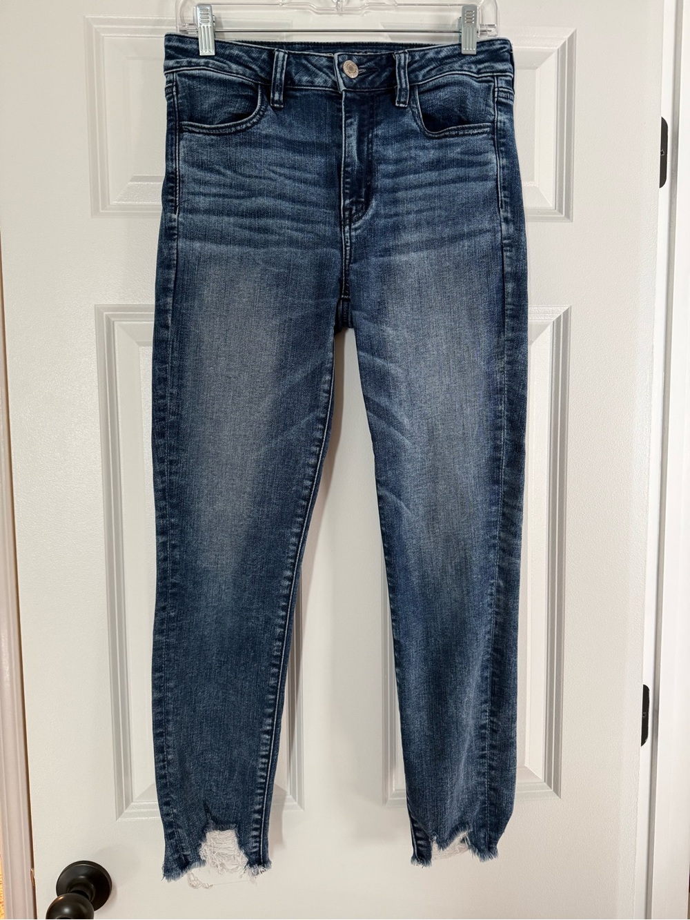 American Eagle Outfitters Women's Dark Blue Cropped Skinny Jeans